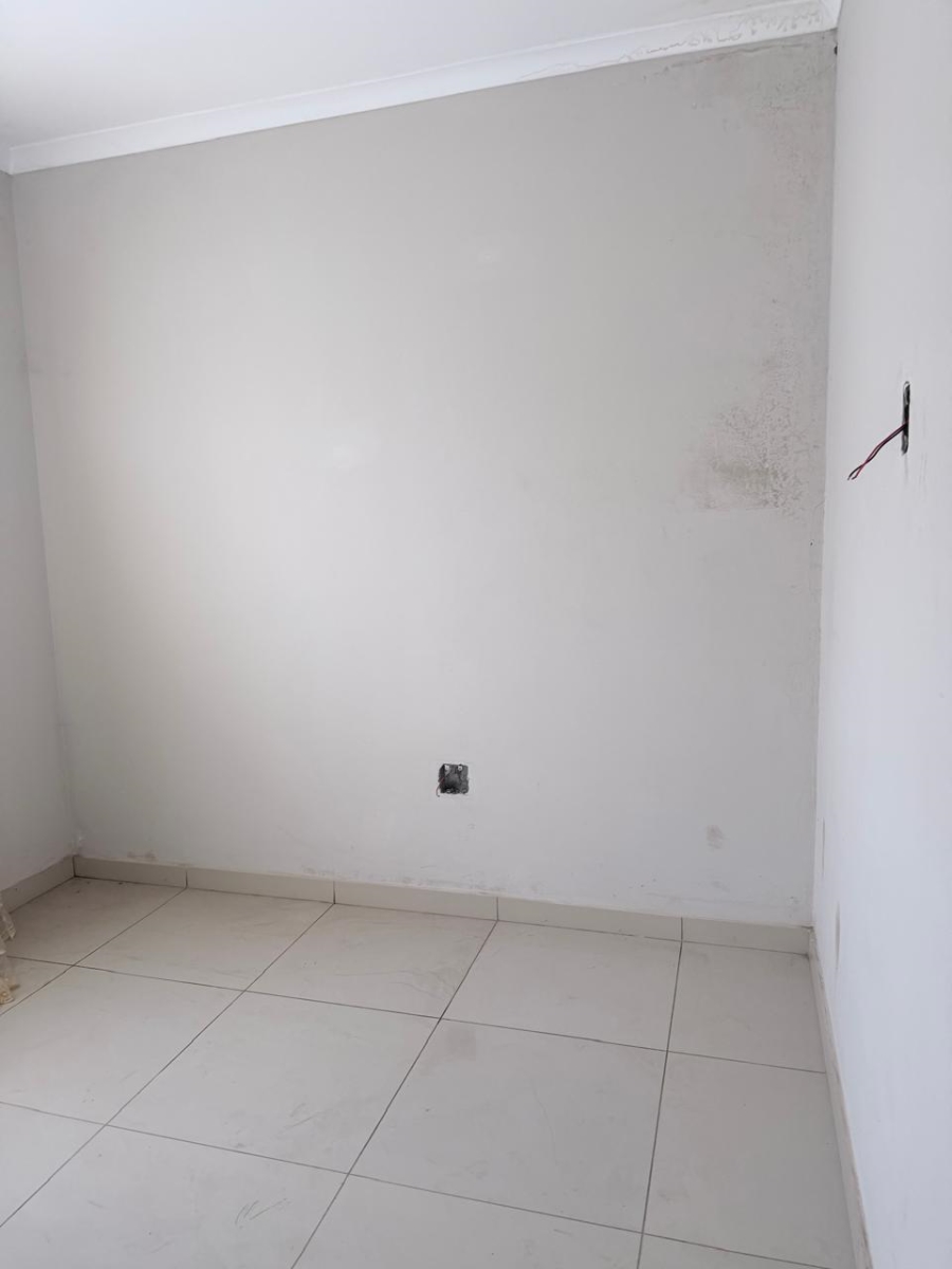 2 Bedroom Property for Sale in Madeira Park Eastern Cape